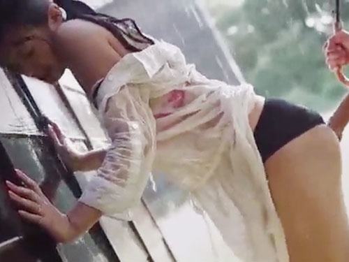 女性向けアダルト動画「雨で濡れたカラダをレイプされてしまう（その2）夫にお仕置きでエロいことをされてしまう！」のシーン画像